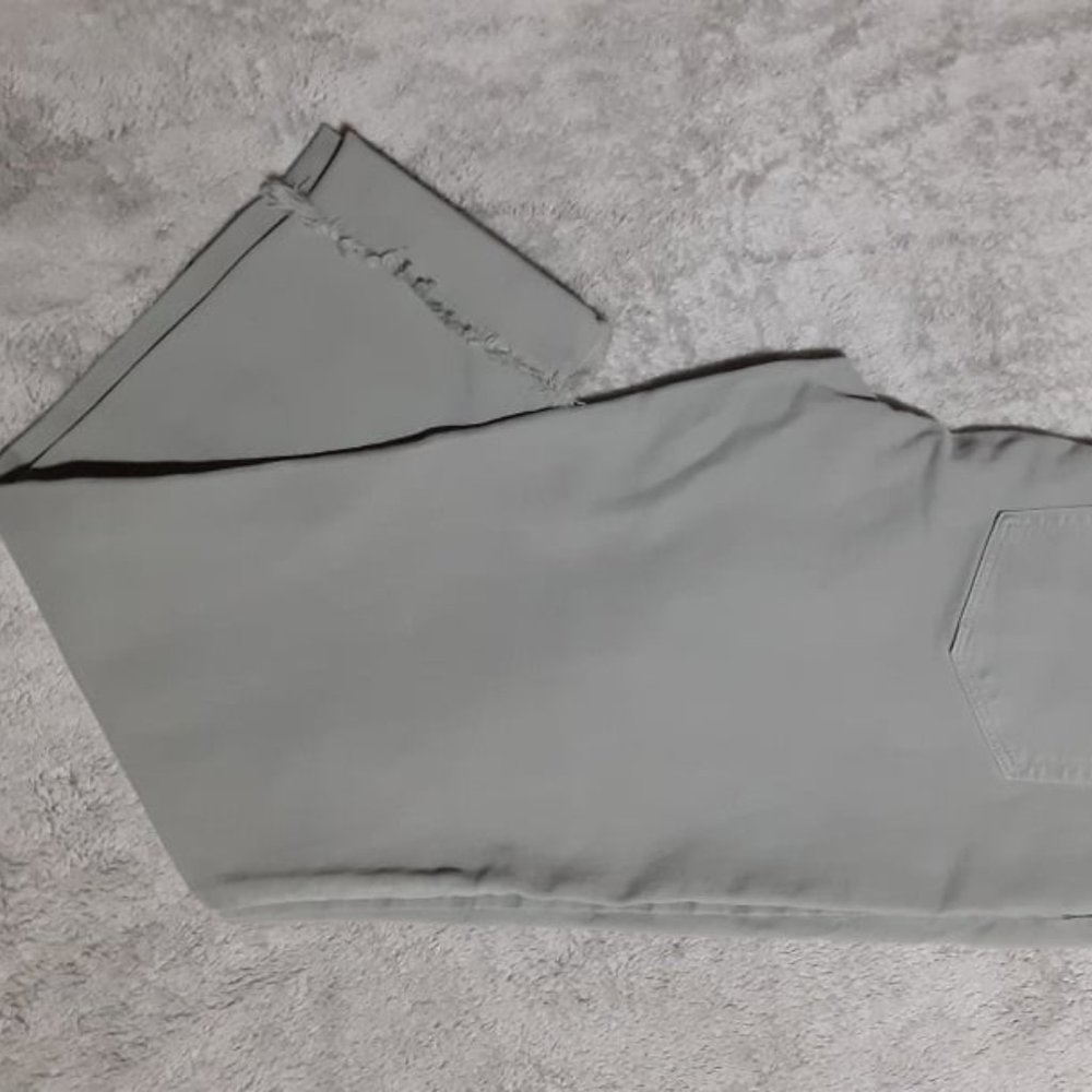 LOFT skinny cropped jeans sz 30/10